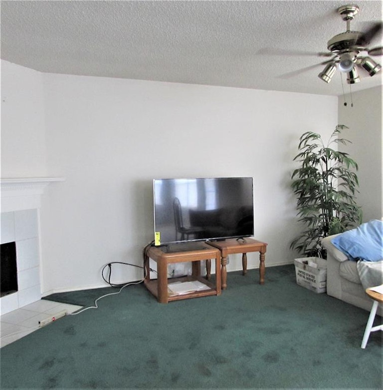 Photo 16 of 32 - 1345 Mill Wood Ln, Garland, TX 75040