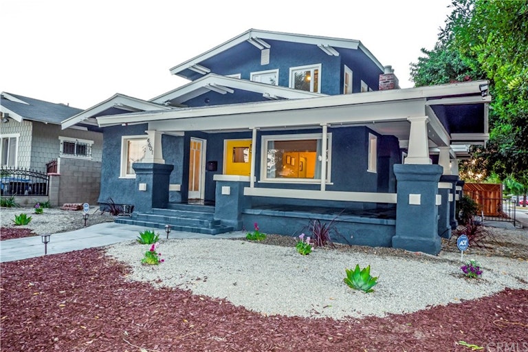 Photo 2 of 53 - 4601 S Budlong Ave, Los Angeles, CA 90037
