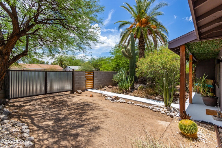 Photo 6 of 46 - 5055 E Baker St, Tucson, AZ 85711
