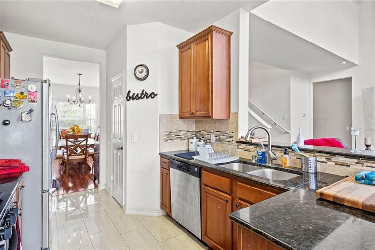 Photo 16 of 39 - 20801 Penny Royal Dr, Pflugerville, TX 78660