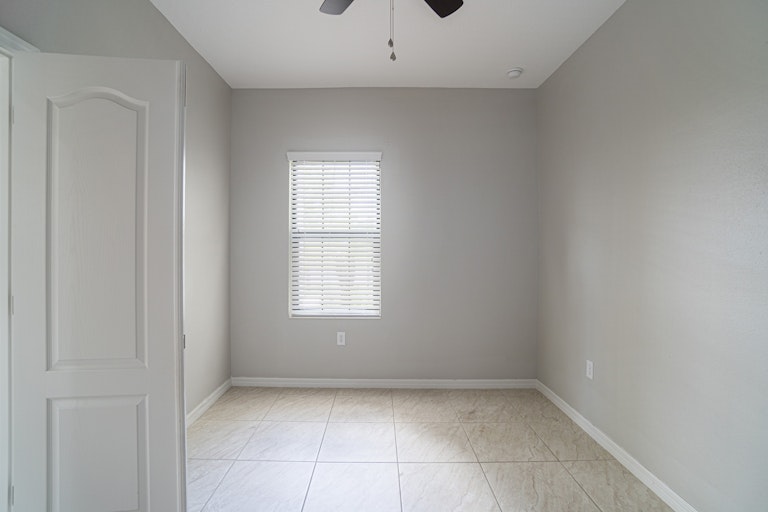 Photo 10 of 15 - 221 Marcheno Way, Nokomis, FL 34275