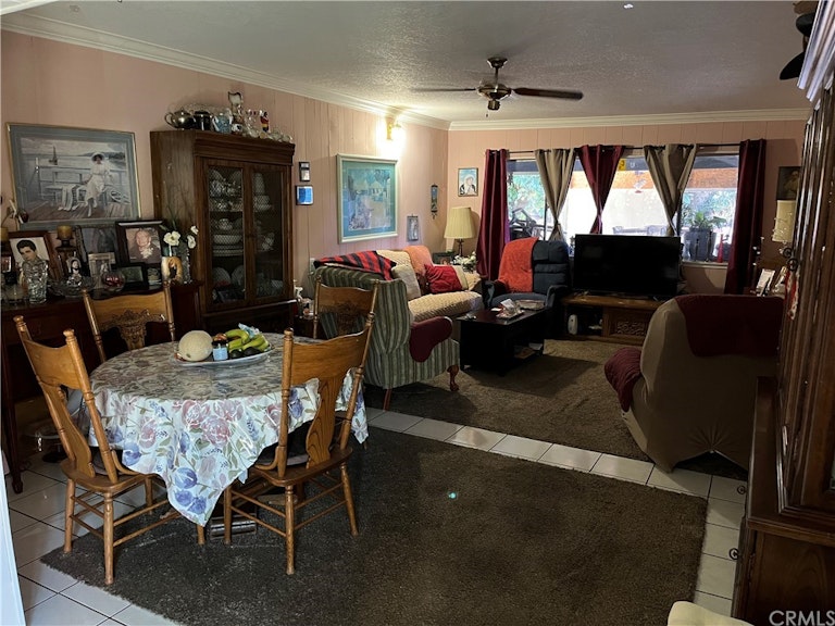 Photo 6 of 9 - 3102 S Townsend St, Santa Ana, CA 92704