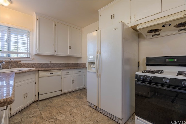 Photo 12 of 45 - 3471 Feather Ave, Baldwin Park, CA 91706