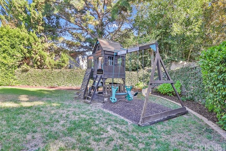 Photo 66 of 75 - 4077 Bending Oak Ct, Moorpark, CA 93021