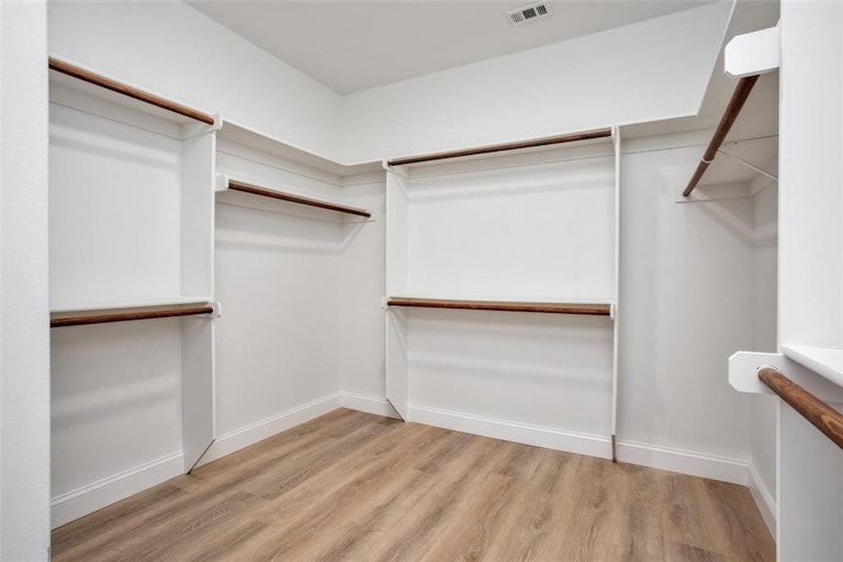 Photo 18 of 29 - 3409 Lombardy Dr, Wylie, TX 75098