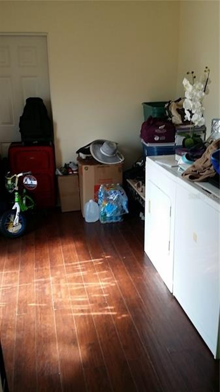 Photo 9 of 19 - 2608 W Columbus Dr, Tampa, FL 33607