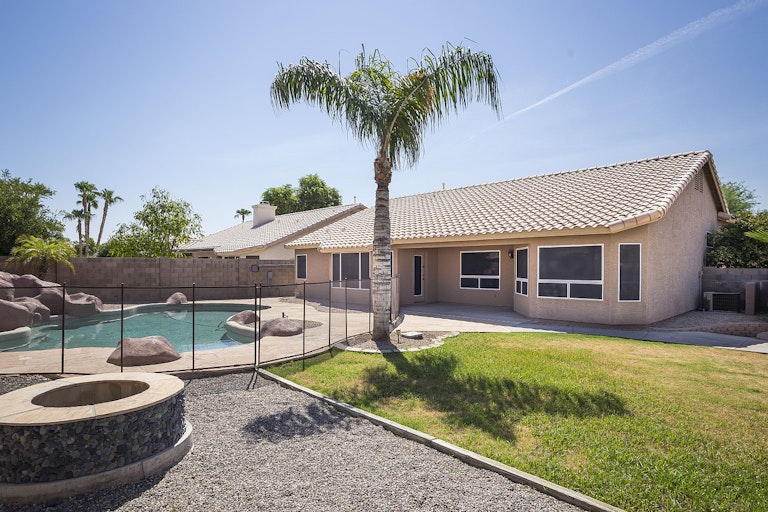 Photo 2 of 25 - 5460 W Kesler Ln, Chandler, AZ 85226