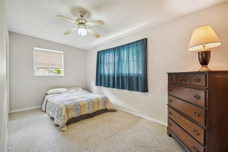 Photo 18 of 27 - 11020 Hassle Ave, Port Richey, FL 34668