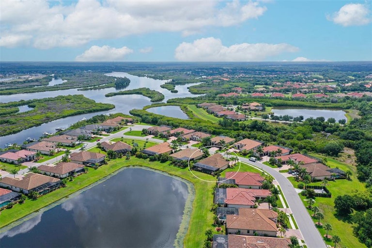 Photo 52 of 94 - 704 Moorings Way, Bradenton, FL 34212