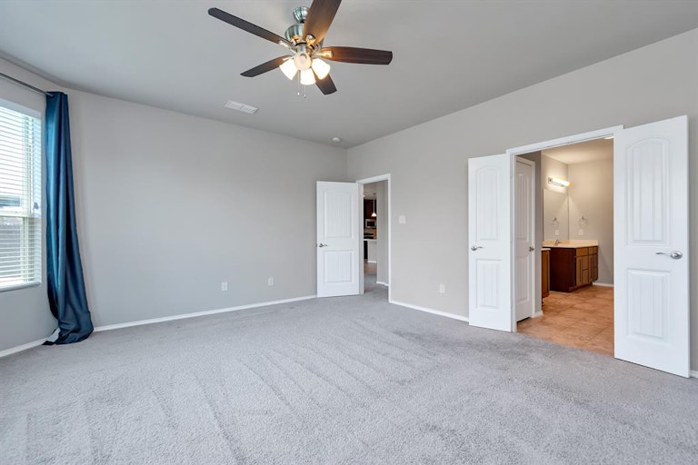 Photo 14 of 40 - 7608 Boat Wind Rd, Fort Worth, TX 76179