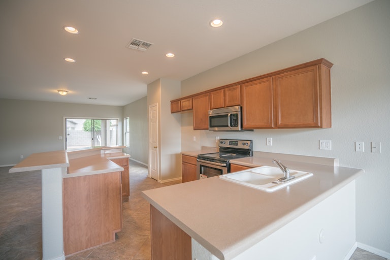 Photo 8 of 23 - 12838 W Apodaca Dr, Litchfield Park, AZ 85340