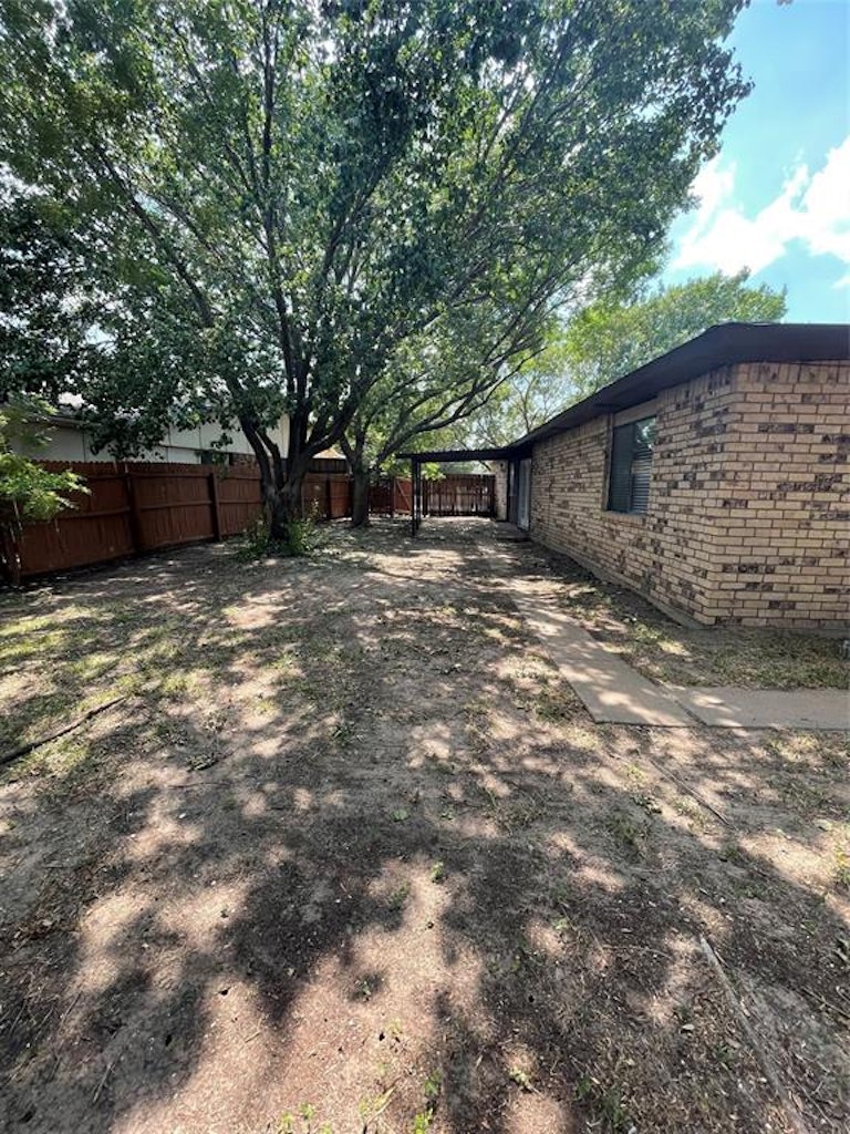 Photo 23 of 26 - 5665 Tyler St, The Colony, TX 75056