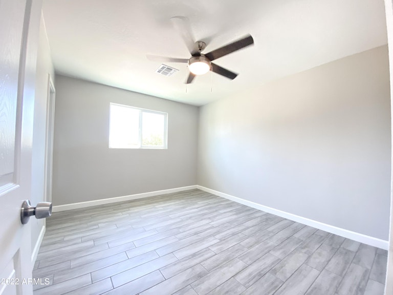 Photo 37 of 62 - 4837 W Heatherbrae Dr, Phoenix, AZ 85031