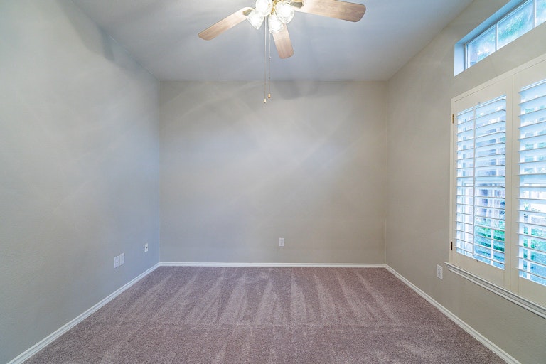 Photo 19 of 23 - 2805 Hudson Xing, McKinney, TX 75072