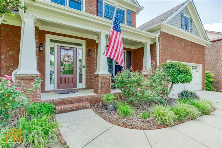 Photo 3 of 71 - 6021 Stillwater Pl, Flowery Branch, GA 30542