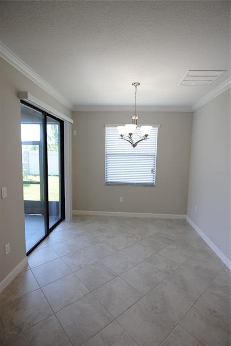 Photo 18 of 44 - 9934 Victory Gallop Loop, Ruskin, FL 33573