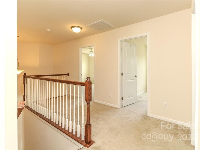Photo 13 of 39 - 7620 Red Mulberry Way, Charlotte, NC 28273