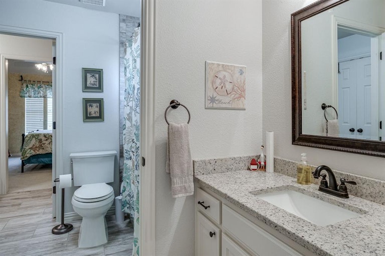 Photo 27 of 37 - 8501 Persimmon Ct, McKinney, TX 75072