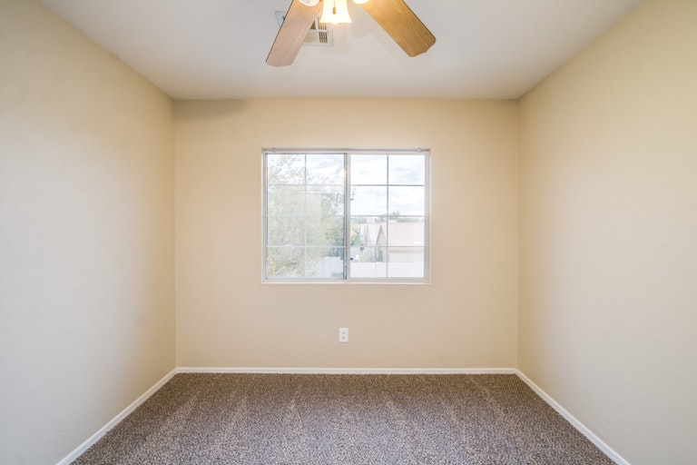 Photo 18 of 29 - 20244 N 30th Pl, Phoenix, AZ 85050