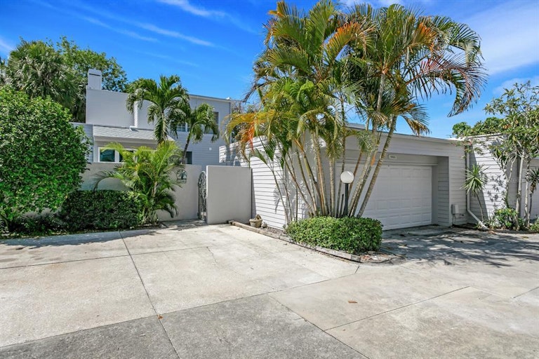 Photo 49 of 54 - 11003 Peach Point Ct, Bradenton, FL 34209