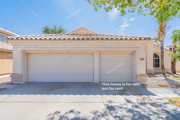 Photo 1 of 25 - 6811 W Williams Dr, Glendale, AZ 85310