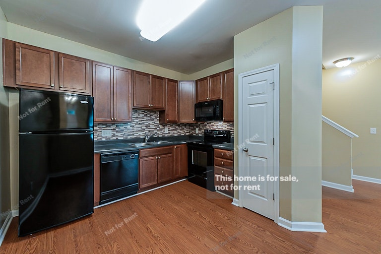 Photo 2 of 15 - 401 Coalinga Ln #108, Raleigh, NC 27610