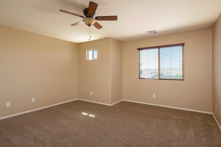Photo 7 of 26 - 17524 W Larkspur Dr, Surprise, AZ 85388