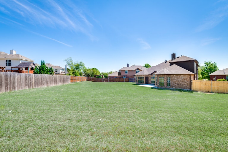 Photo 27 of 29 - 4108 Briarcreek Dr, Fort Worth, TX 76244