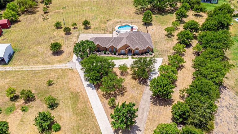 Photo 1 of 36 - 1434 S Fm 740, Heath, TX 75032