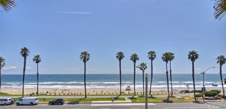 Photo 37 of 38 - 7876 Moonmist Cir, Huntington Beach, CA 92648