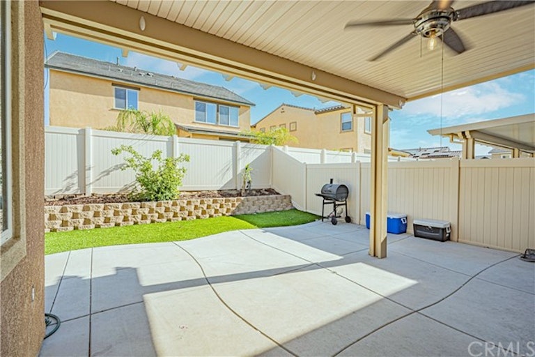 Photo 36 of 51 - 24268 Gazania Way, Lake Elsinore, CA 92532
