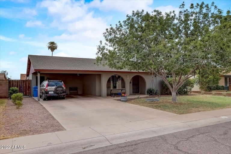 Photo 2 of 40 - 7207 N 41st Dr, Phoenix, AZ 85051