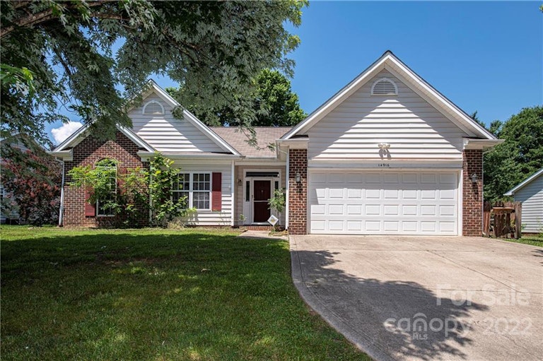Photo 1 of 31 - 14916 Cane Field Dr, Charlotte, NC 28273