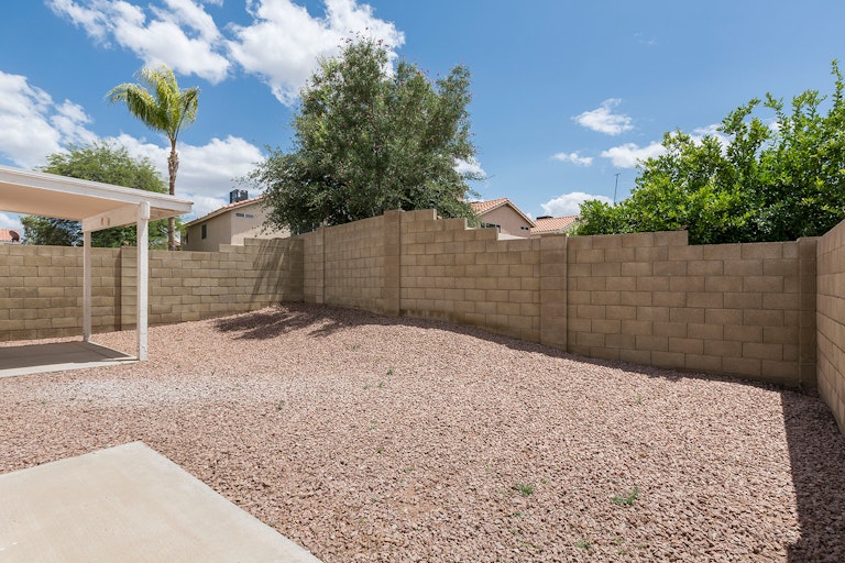 Photo 16 of 21 - 1315 E Helena Dr, Phoenix, AZ 85022