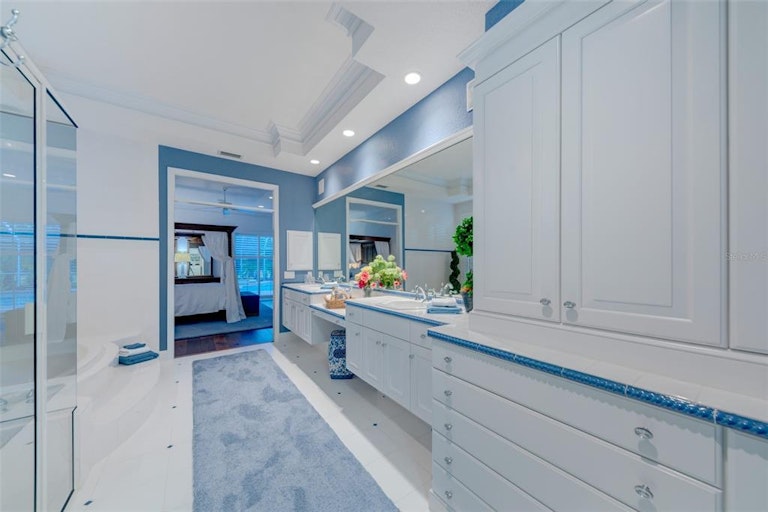 Photo 30 of 54 - 2107 Pinnacle Cir S, Palm Harbor, FL 34684