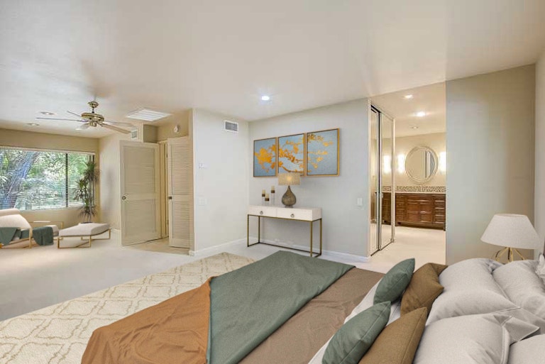 Photo 3 of 35 - 106 Hartnell Pl, Sacramento, CA 95825