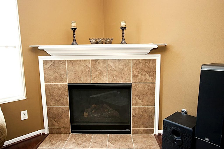 Photo 8 of 31 - 22526 Goss Spring Ct, Spring, TX 77373