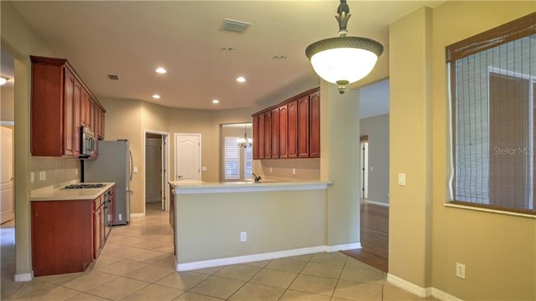 Photo 22 of 25 - 307 Carriage Oak Pl, Seffner, FL 33584