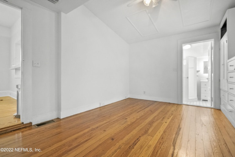 Photo 31 of 43 - 60 Almeria St, Saint Augustine, FL 32084