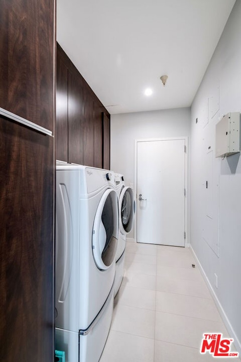 Photo 24 of 26 - 10580 Wilshire Blvd #7SW, Los Angeles, CA 90024