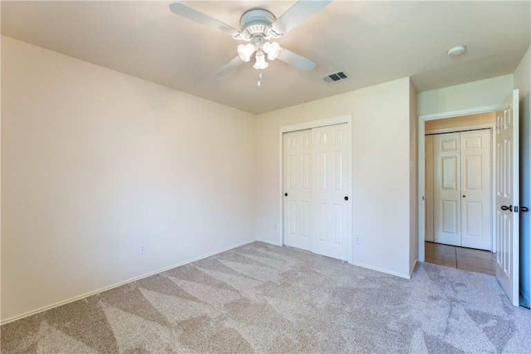 Photo 28 of 33 - 3216 Winding River Trl, Round Rock, TX 78681