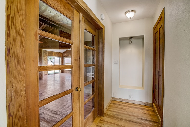 Photo 45 of 60 - 915 Lauder Dr, Spicewood, TX 78669