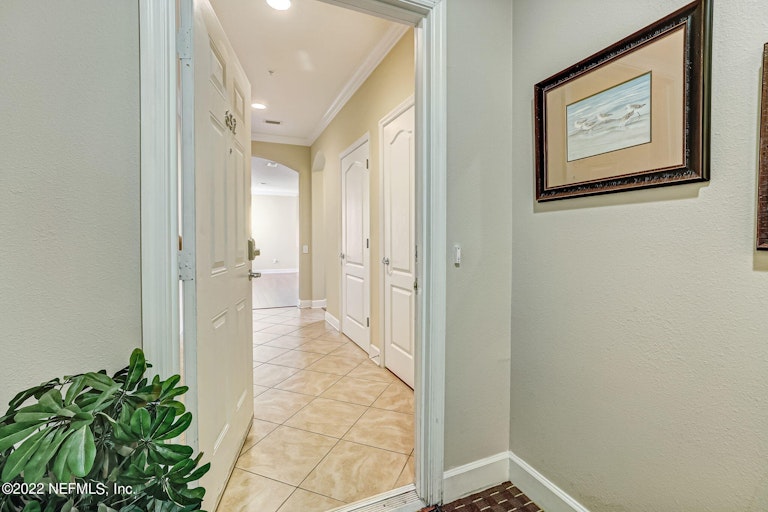 Photo 7 of 46 - 4480 Deerwood Lake Pkwy #632, Jacksonville, FL 32216