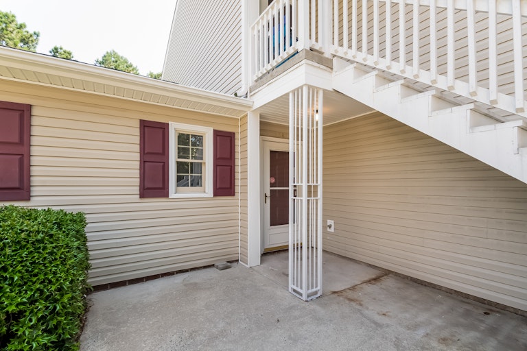 Photo 8 of 25 - 3381 Tarleton E, Durham, NC 27713