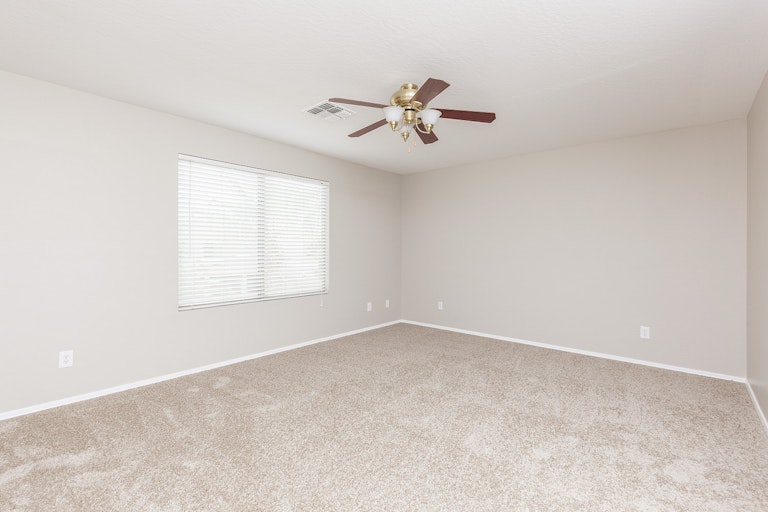 Photo 17 of 26 - 17833 W Maui Ln, Surprise, AZ 85388
