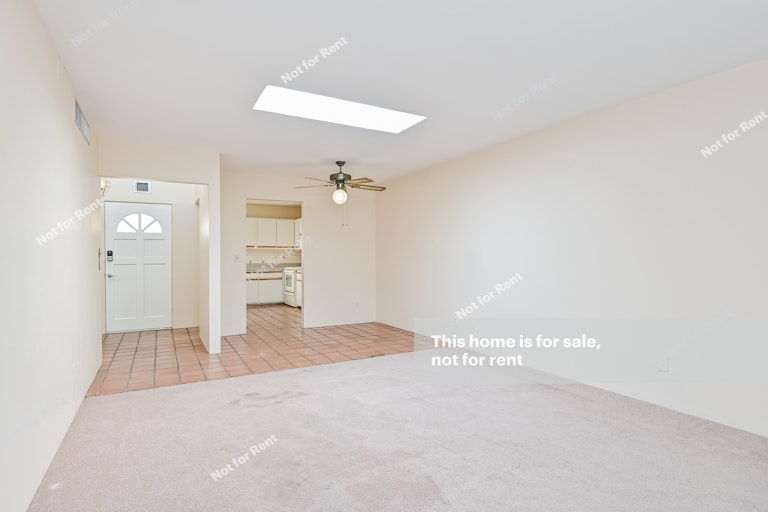 Photo 10 of 27 - 617 E Camino Alteza, Tucson, AZ 85704