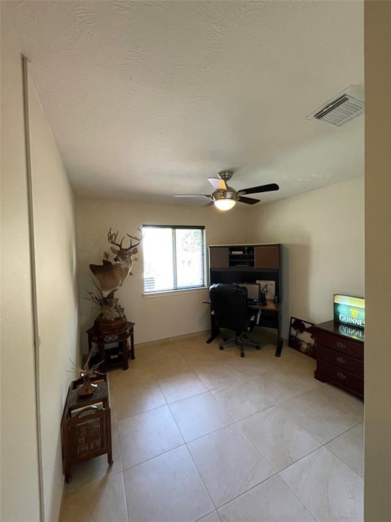 Photo 19 of 23 - 13811 River Keg Dr, Houston, TX 77083