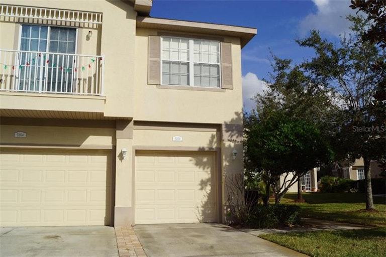 Photo 2 of 20 - 5202 Blue Roan Way, Wesley Chapel, FL 33544