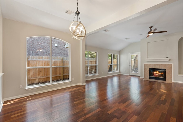 Photo 3 of 25 - 4125 Gazley Ln, Austin, TX 78732