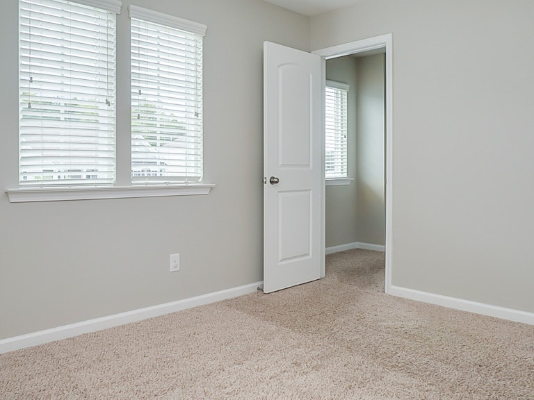 Photo 17 of 25 - 1602 Sunday Silence Dr, Knightdale, NC 27545
